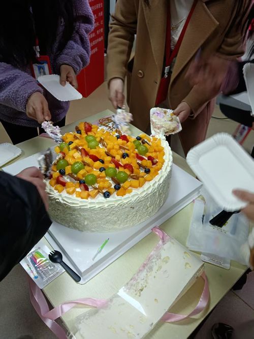 Şirketle ilgili en son haberler 10 Mart 2025'te Desen, tüm çalışanlar için aylık bir toplantı düzenledi.